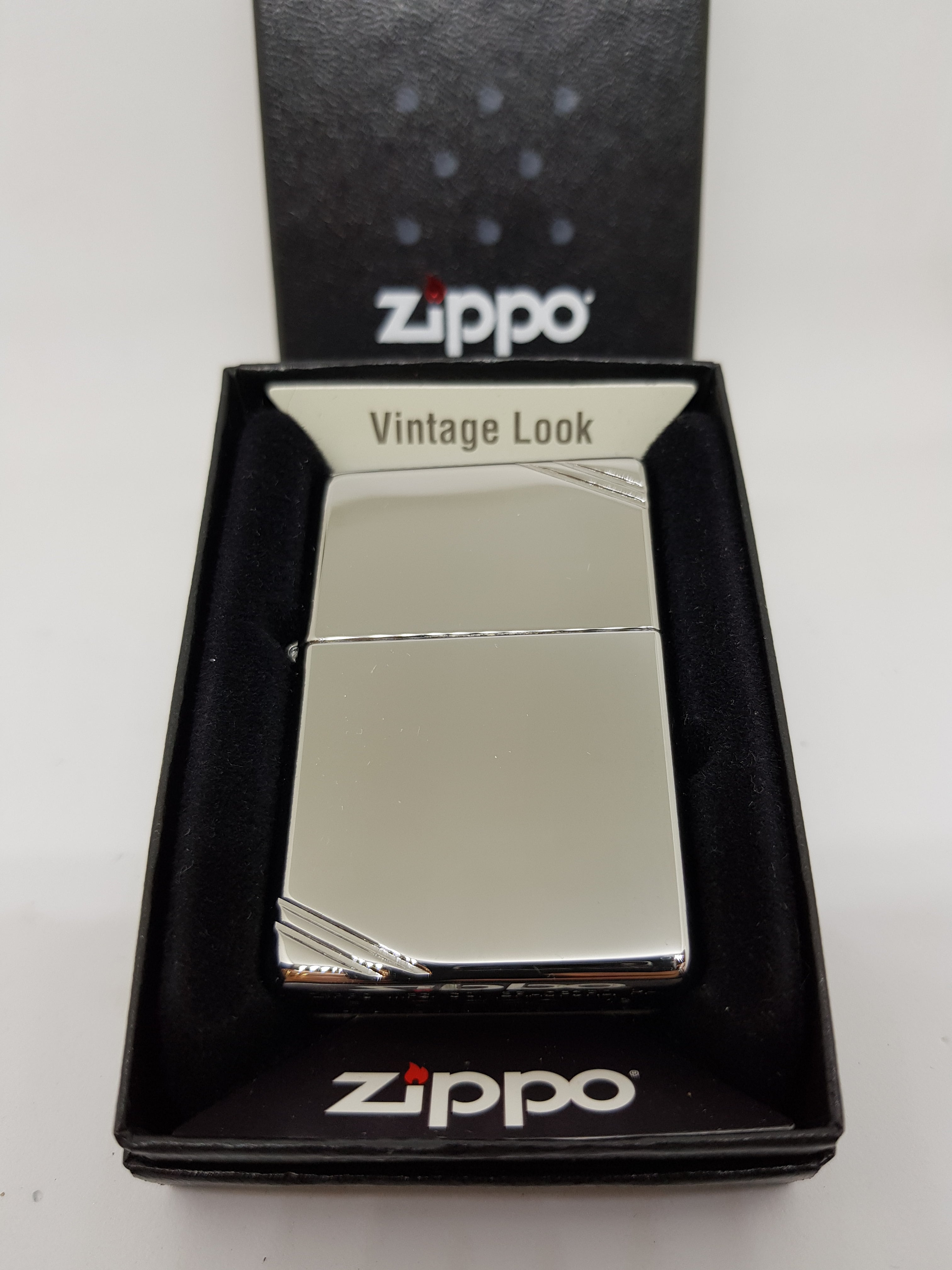 zippo vintage chrome R600 including engraving