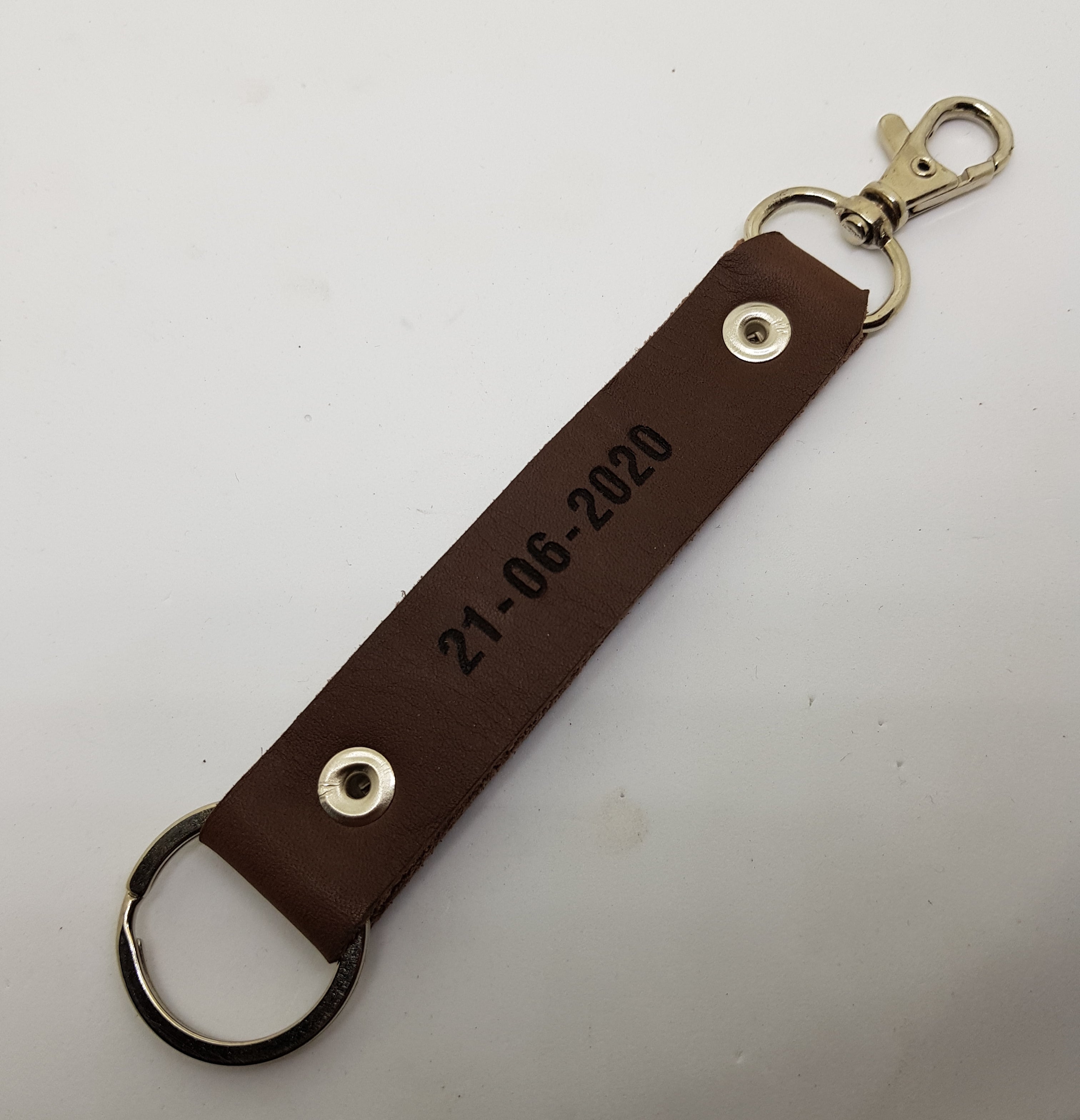 leather keyring cutomised