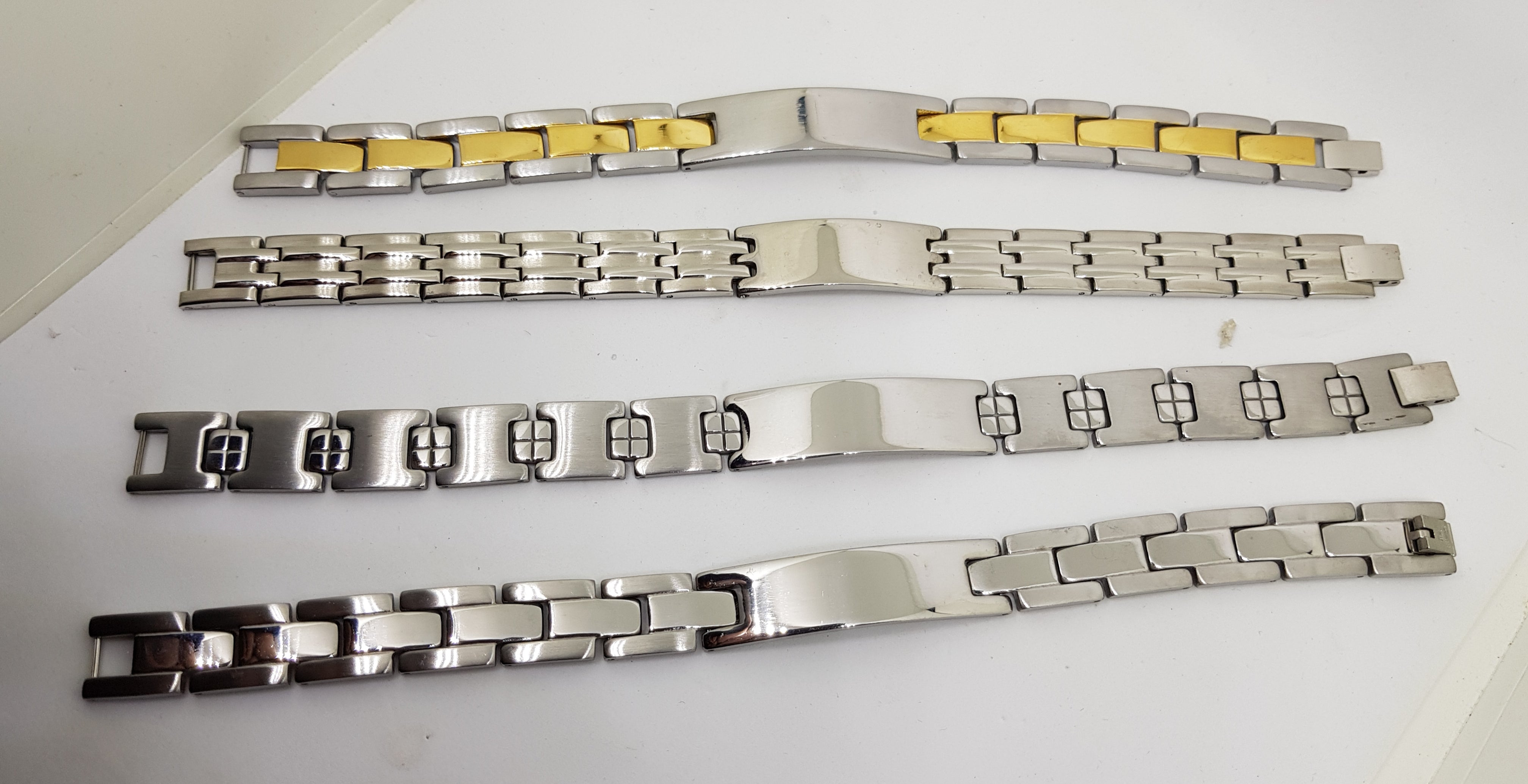 stainless steel bracelets incl engraving on both sides