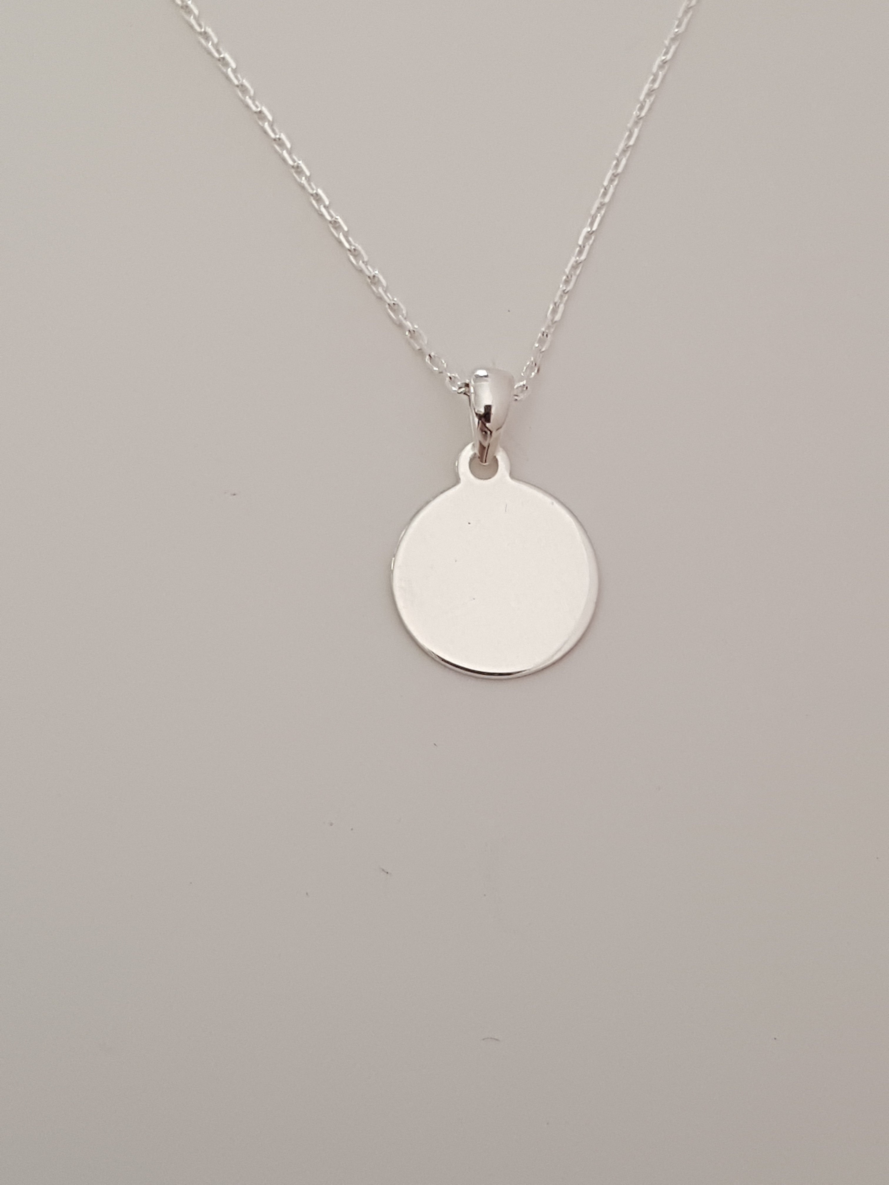 sterling silver round 12mm pendant incl engraving on both sides