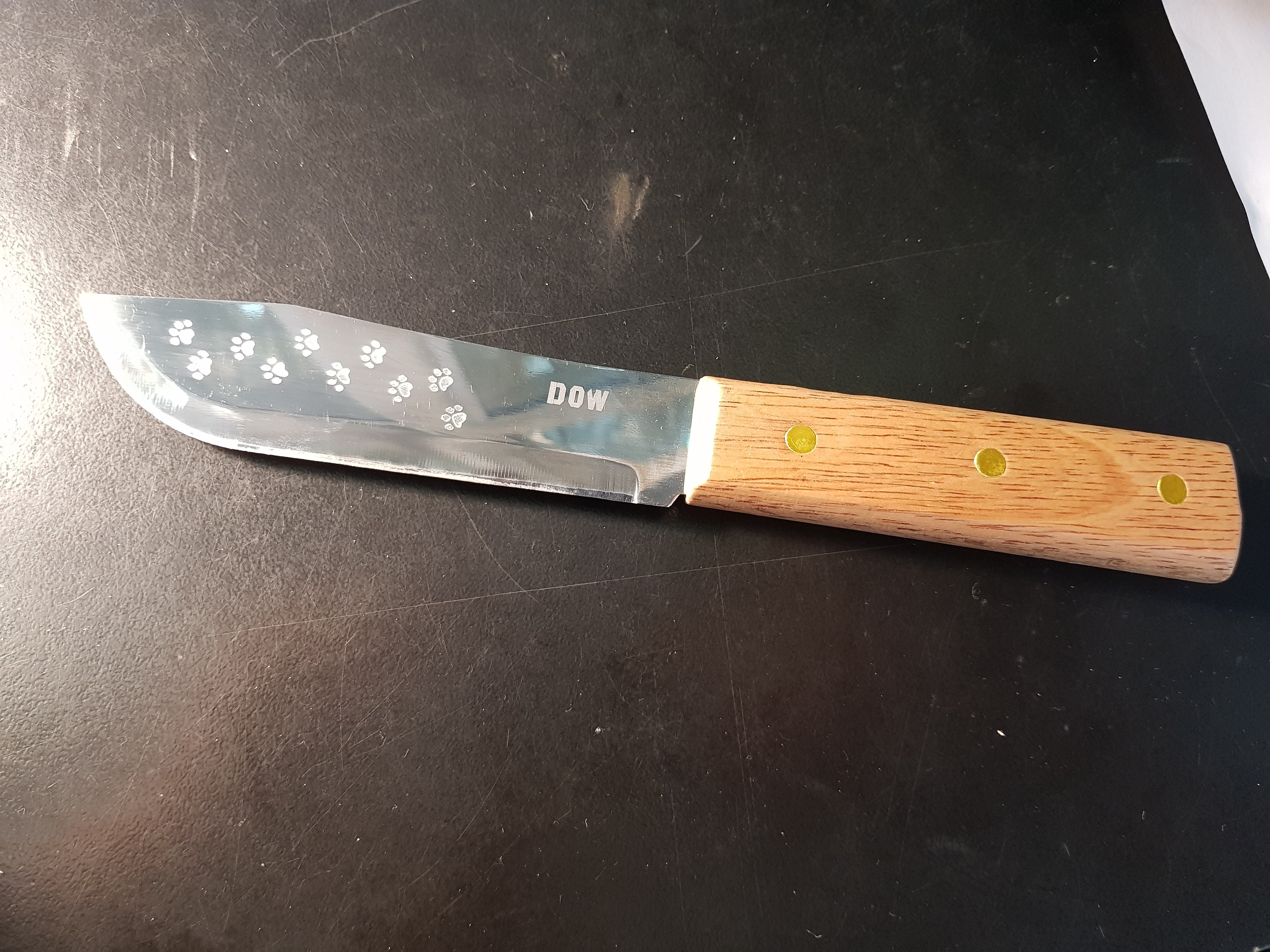 Sample Engraving of Footprints onto Knife Blade