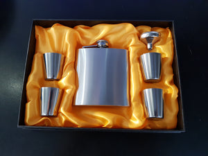 Hip Flask with 4 cup set incl Engraving